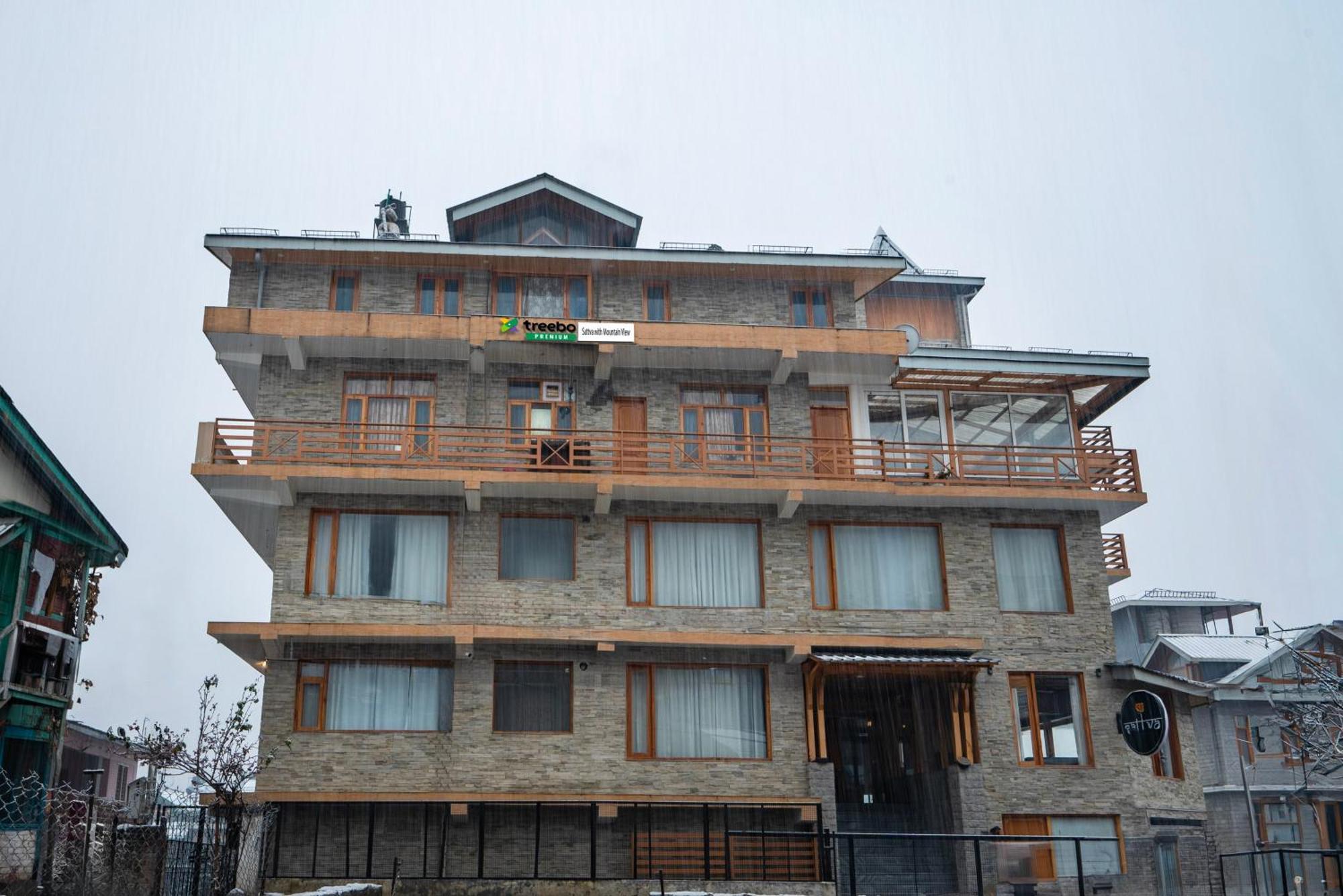 Hotel Treebo Premium Sattva With Mountain View Manāli Exterior foto